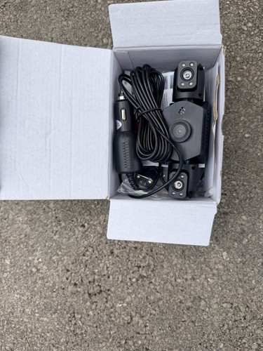Dashcam front and rear - front,