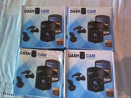 Dash cam with instructions - hd,